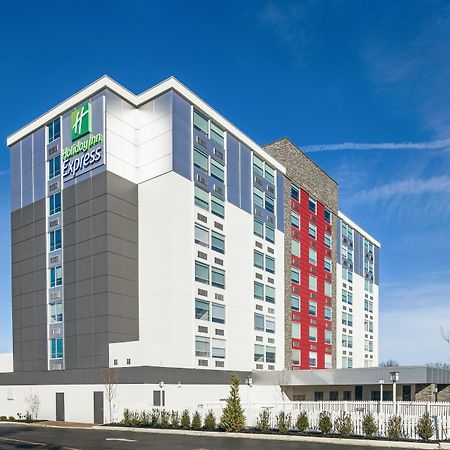 Holiday Inn Express Richmond - Midtown By Ihg Bagian luar foto