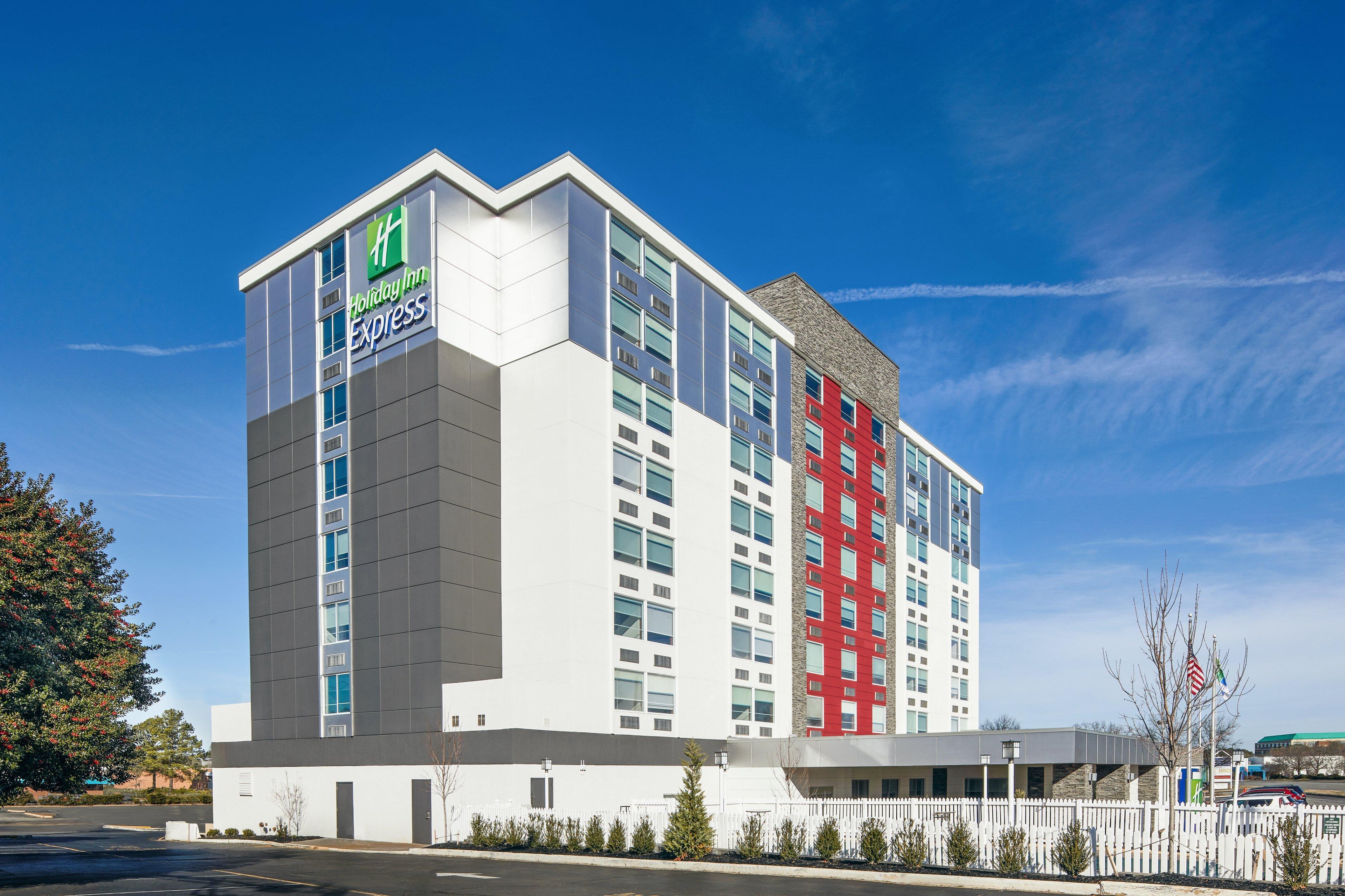 Holiday Inn Express Richmond - Midtown By Ihg Bagian luar foto