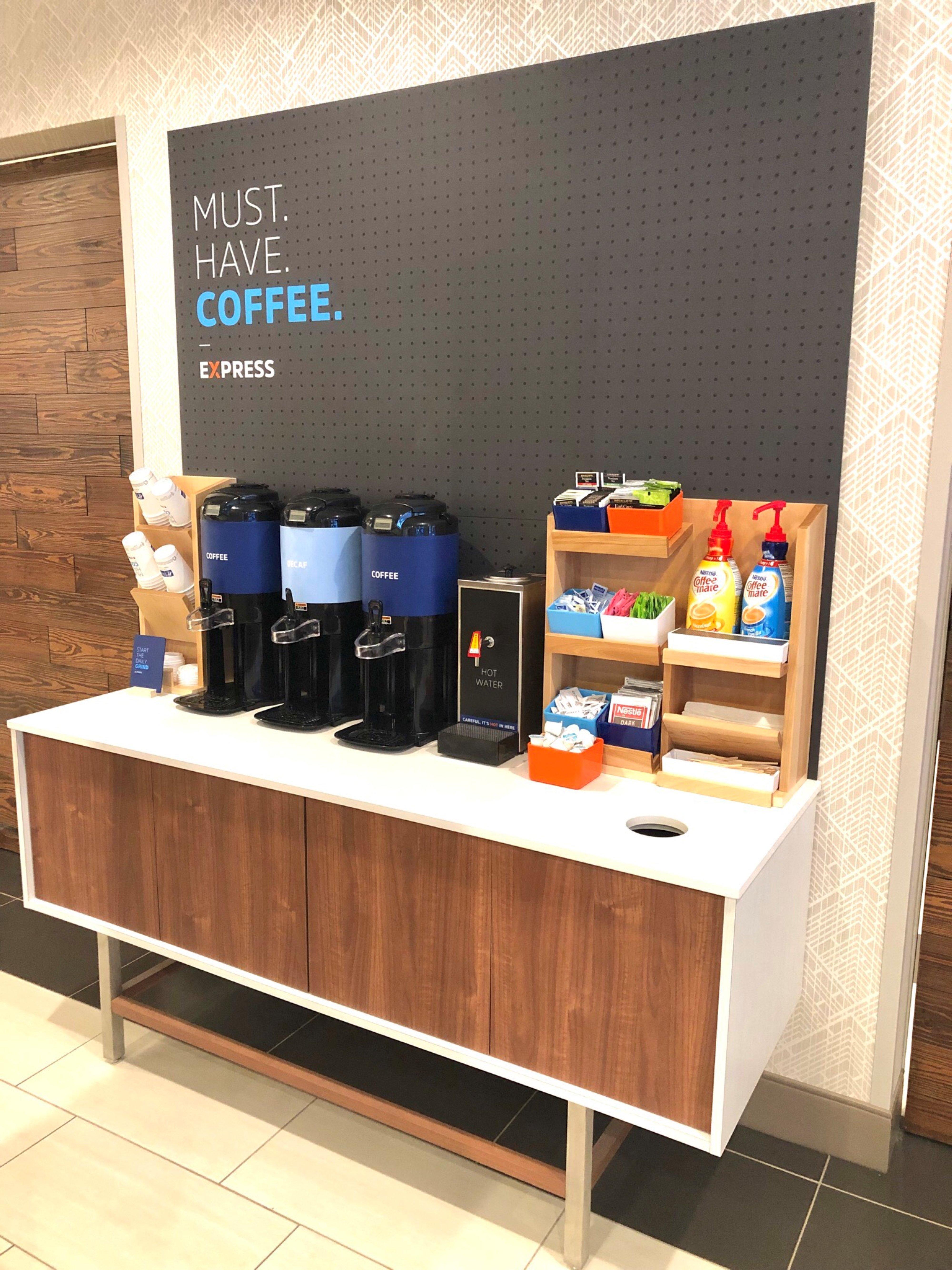 Holiday Inn Express Richmond - Midtown By Ihg Bagian luar foto